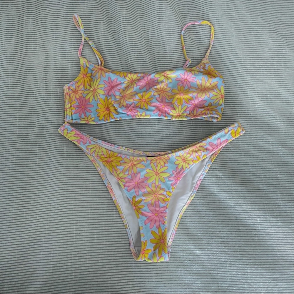 triangl mica bikini